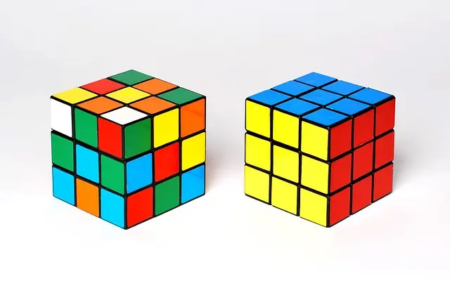 Comment résoudre un Rubik's Cube 2x2 facilement : Guide étape par étape